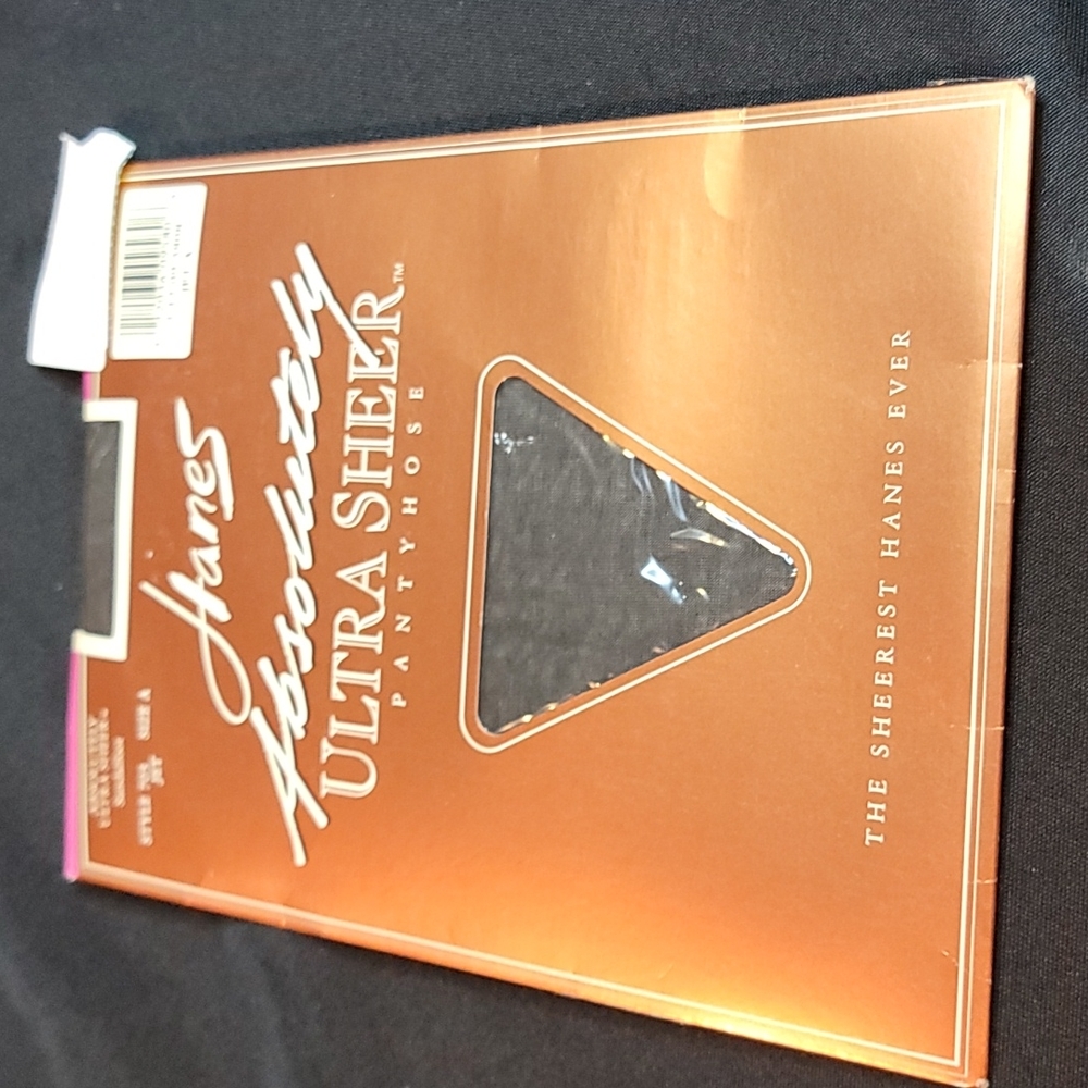 Haynes absolutely ultra sheer pantyhose. Jet black size a